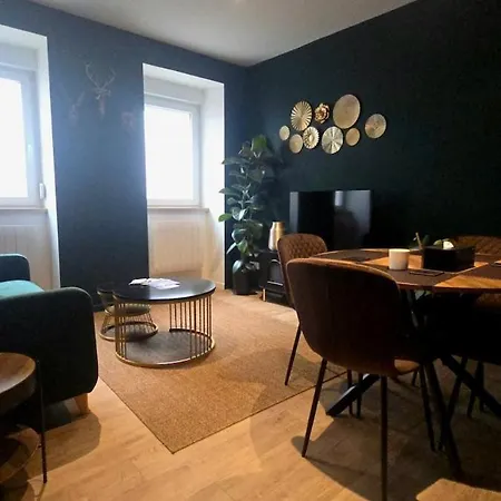 شقة L'atelier De L'emeraude سافيرن