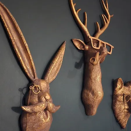 L'atelier De L'emeraude 萨维尔纳